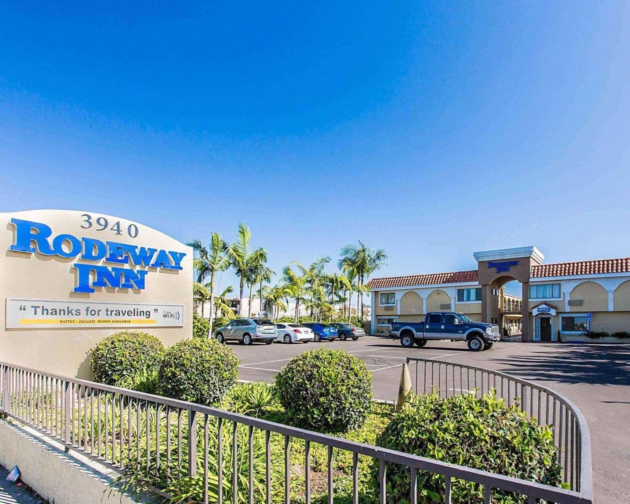 Rodeway Inn & Suites Inglewood Exterior photo